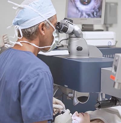 Dr. Davidorf performing cataract surgery.